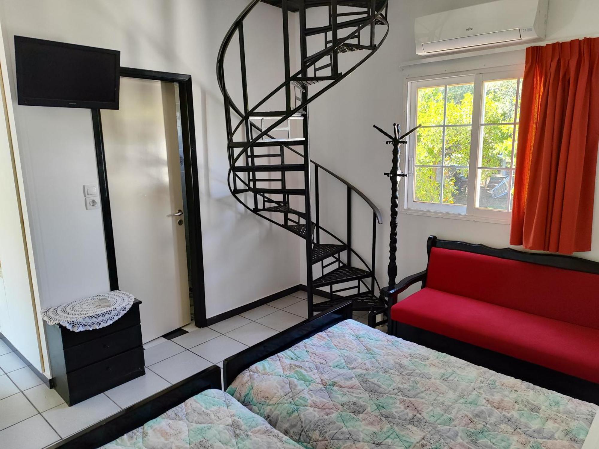 Cottonclub Villas Толон Екстериор снимка