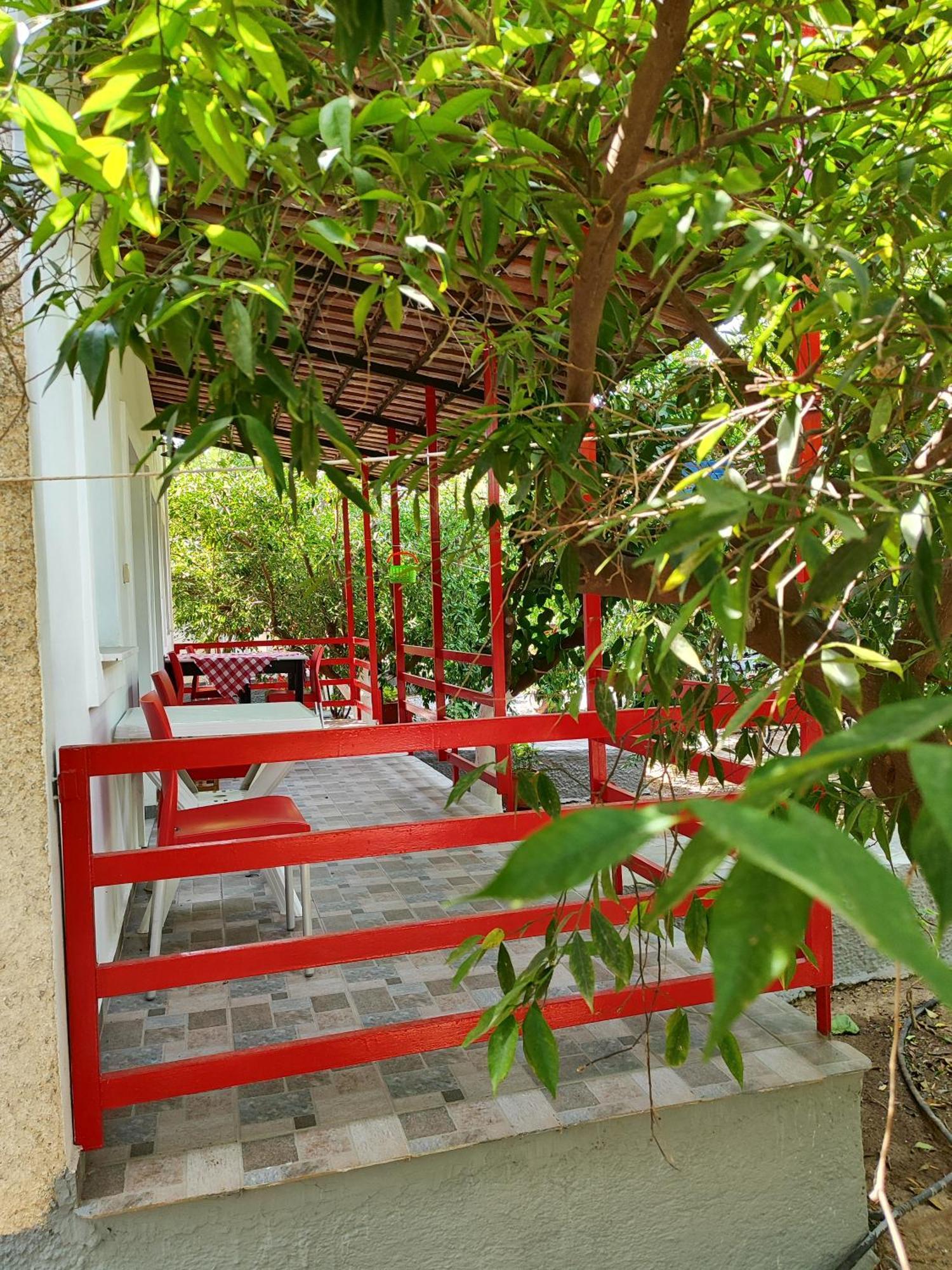 Cottonclub Villas Толон Екстериор снимка