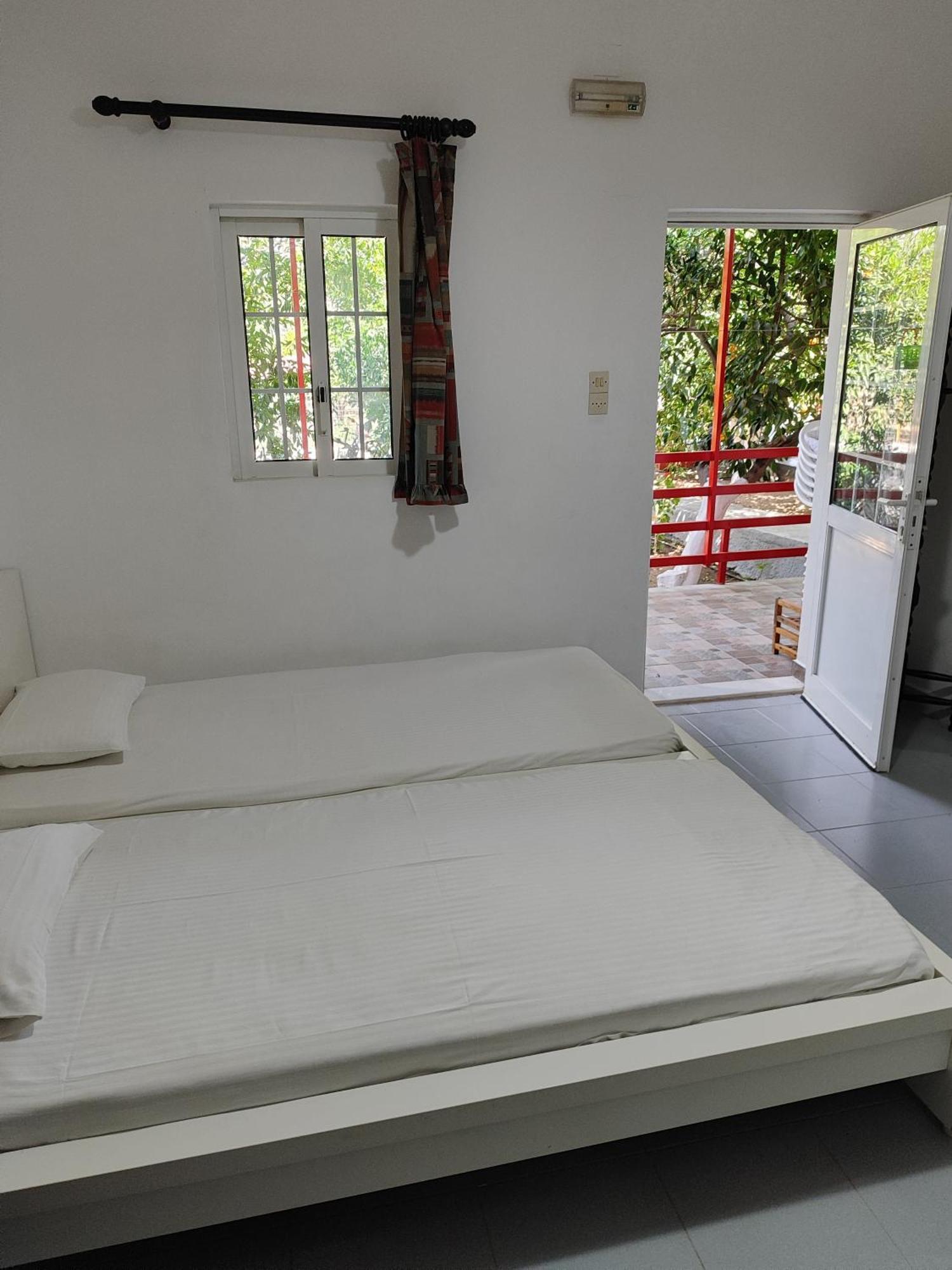 Cottonclub Villas Толон Екстериор снимка